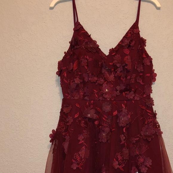 Red flower dress - Picture 2 of 3